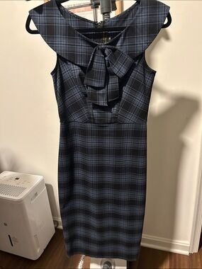 Vintage Style Plaid Bow-Accent Dress in Navy and Black
